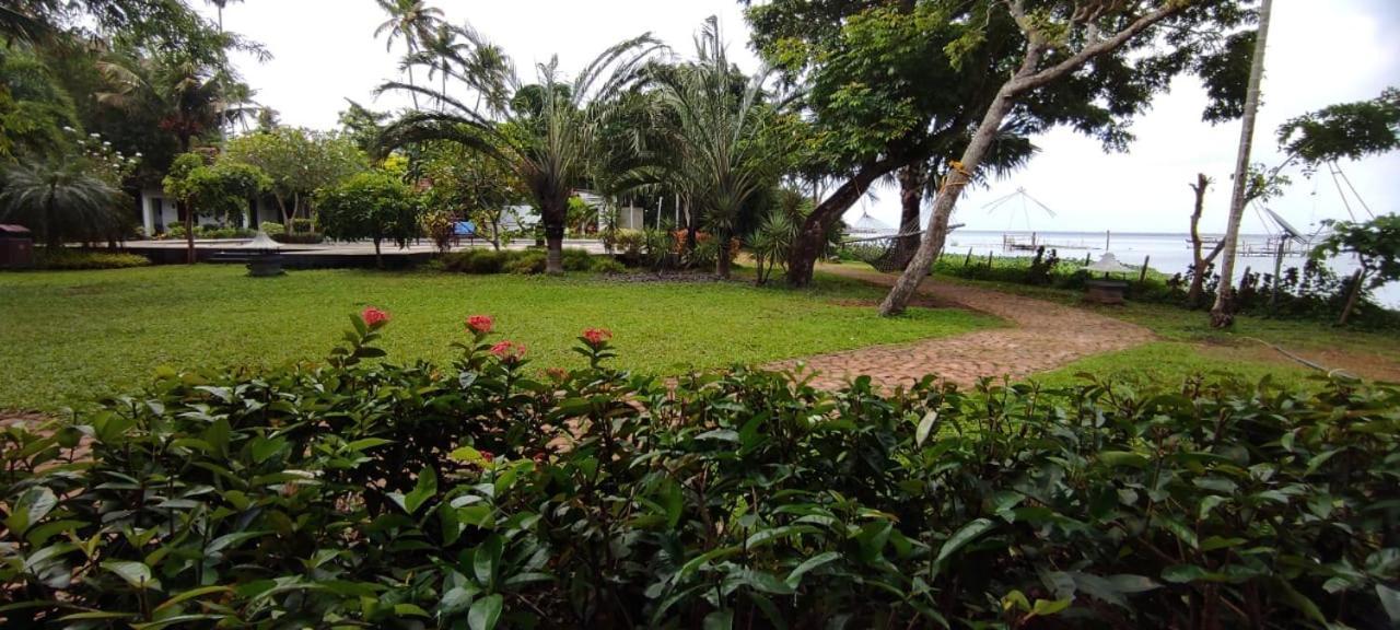 Deshadan Backwater Resort - The Best Sunrise View Alappuzha Buitenkant foto