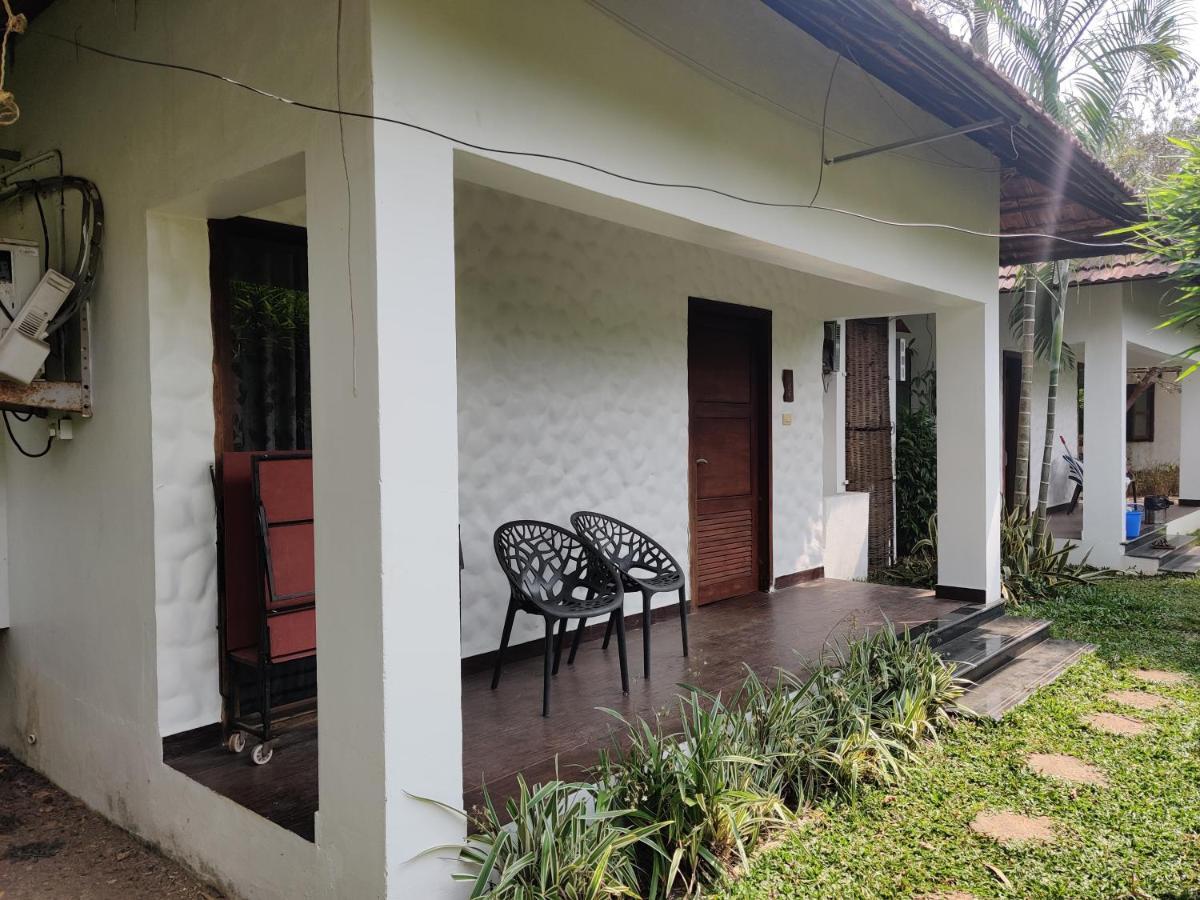 Deshadan Backwater Resort - The Best Sunrise View Alappuzha Buitenkant foto