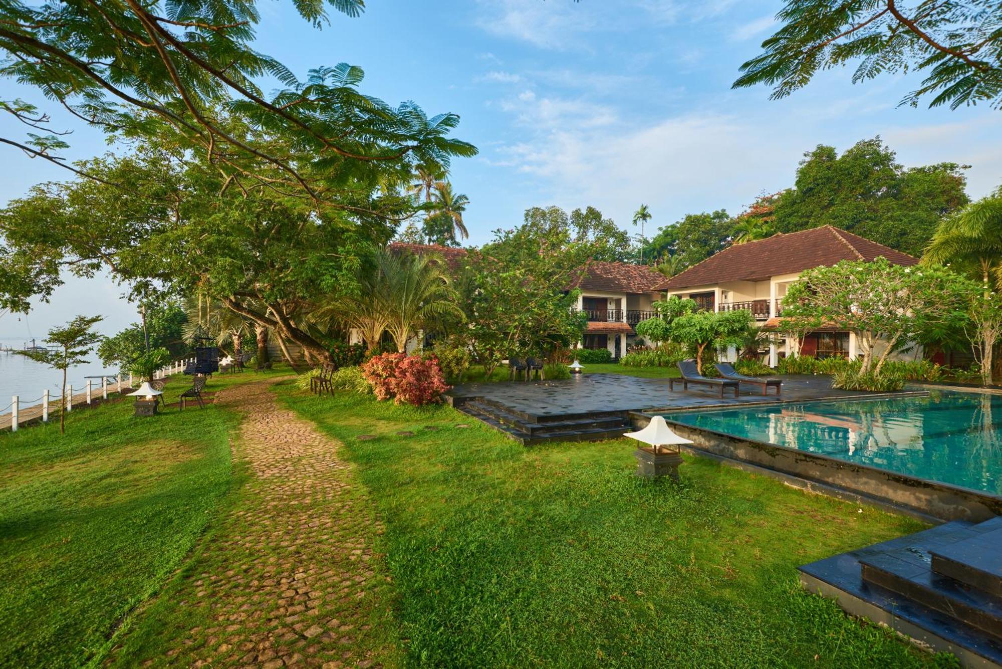 Deshadan Backwater Resort - The Best Sunrise View Alappuzha Buitenkant foto
