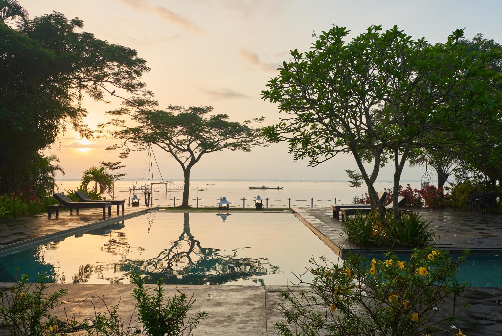 Deshadan Backwater Resort - The Best Sunrise View Alappuzha Buitenkant foto