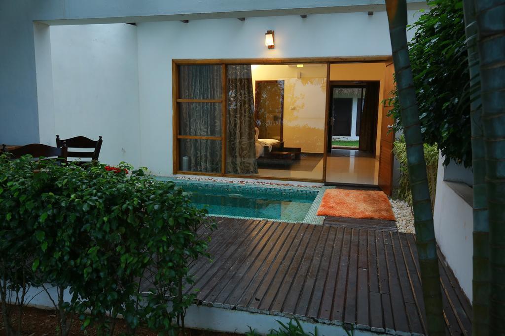 Deshadan Backwater Resort - The Best Sunrise View Alappuzha Buitenkant foto