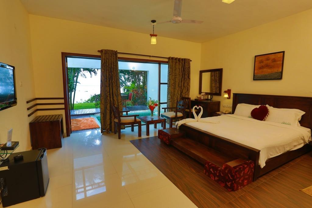 Deshadan Backwater Resort - The Best Sunrise View Alappuzha Buitenkant foto